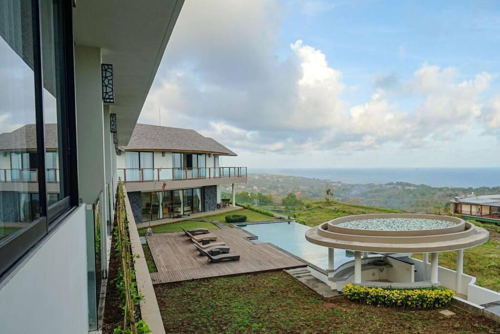 Grand Villa Uluwatu อูงาซัน ภายนอก รูปภาพ